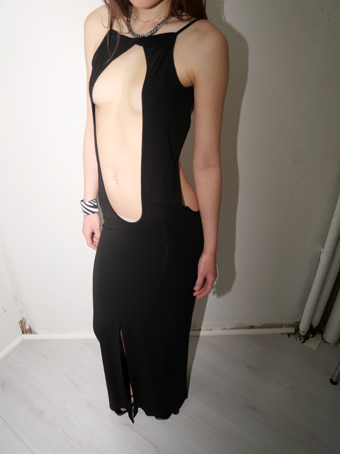 s0133 cut out maxi dress