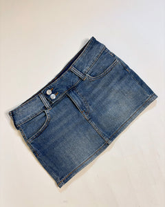 Denim low waisted mini skirt