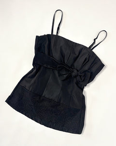 2000’s empire cut bow top