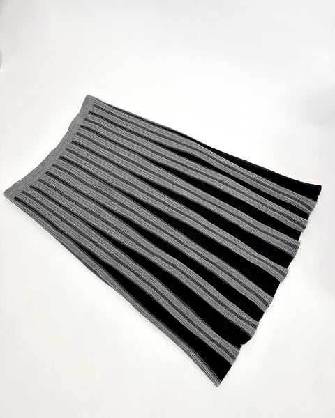 90’s merino wool knit midi skirt