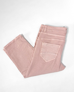 Asymmetric buttoning low rise capri pants
