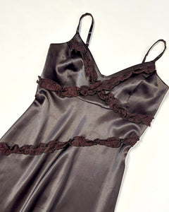Silky 90’s lace detailed maxi dress
