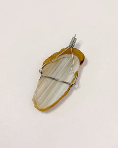 Agate stone pendant