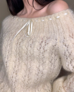 Bow handknitted sweater