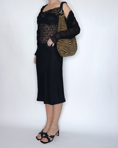 Hook & eye ruched shirt