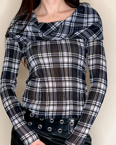 Off shoulder plaid scrunchie top