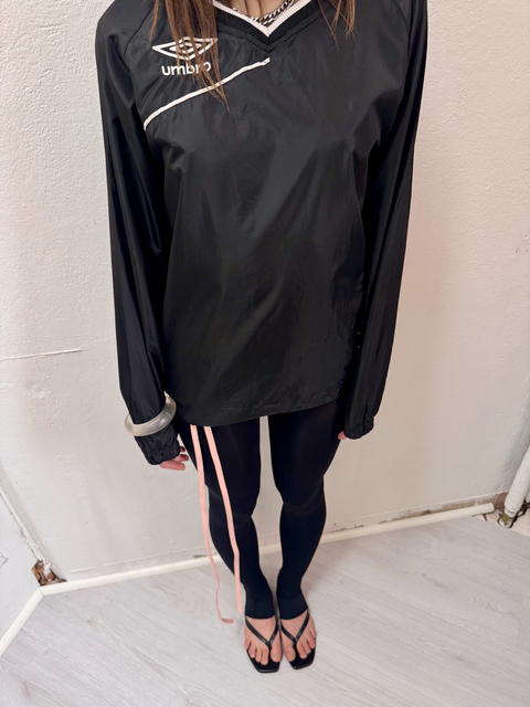 S0103 umbro nylon shirt