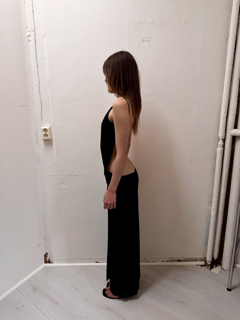 s0133 cut out maxi dress