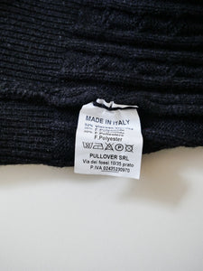 Black rib knit crop top