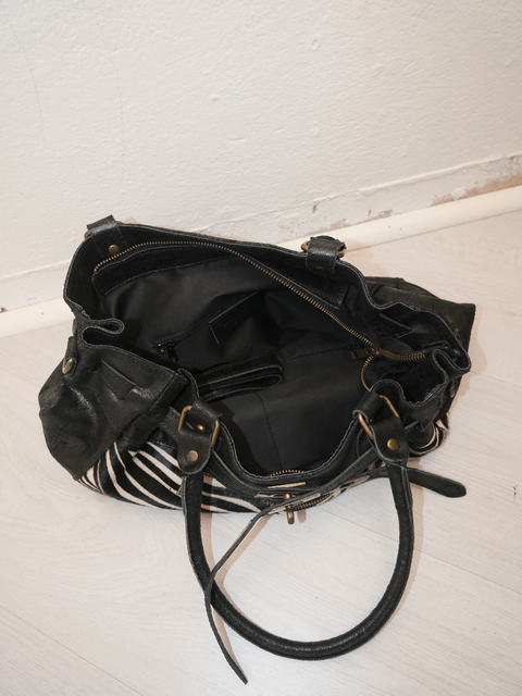 S0168 black zebra pony hair leather firkin