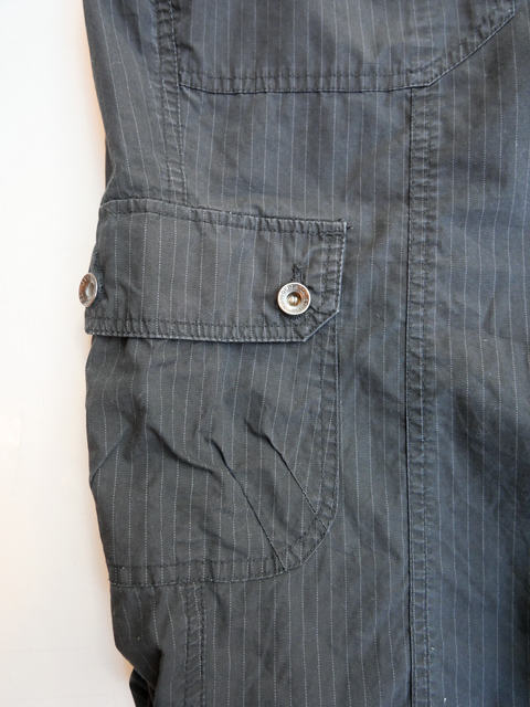 2000's pinstripe cargo capri pants