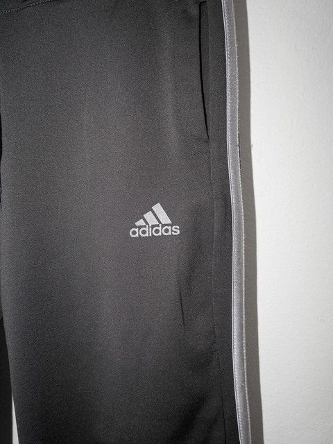 2000'S Adidas athleisure capri track pants