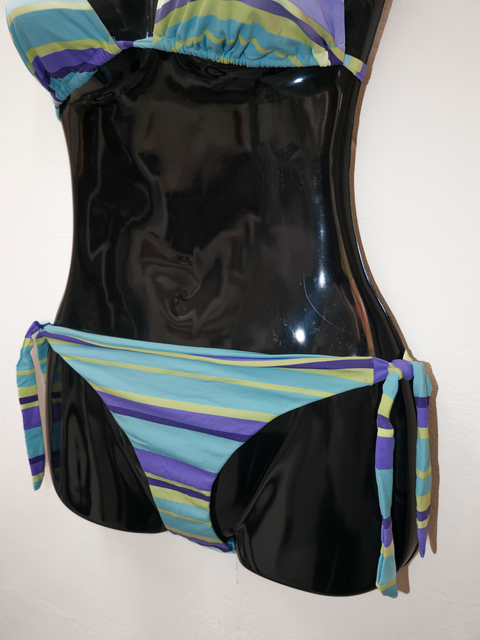 2000’s striped pastel bikini set