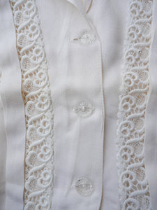 White embroidered 70's top