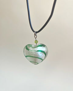 Swirl green heart necklace